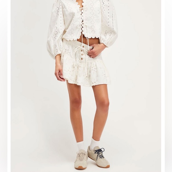 FREE PEOPLE Roselle Eyelet Womens Mini Skirt. Size Small. New With Tags. - Picture 12 of 13